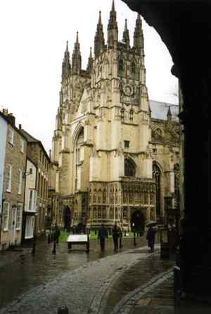 canterburycathedral.jpg (13996 Byte)